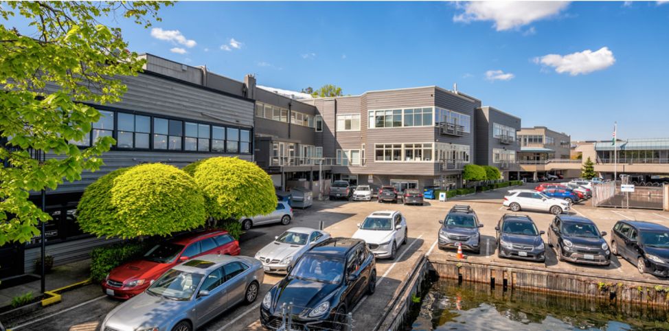 Leschi Lake Center : 110-140 Lakeside Ave, Seattle, WA 98122